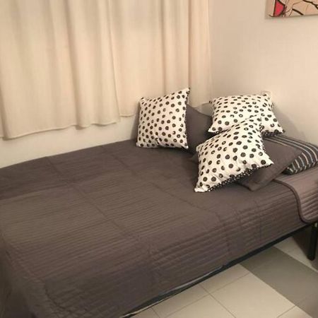 Apartamento Centrico Y Con Piscina A 5 Min. Playa Salou Luaran gambar