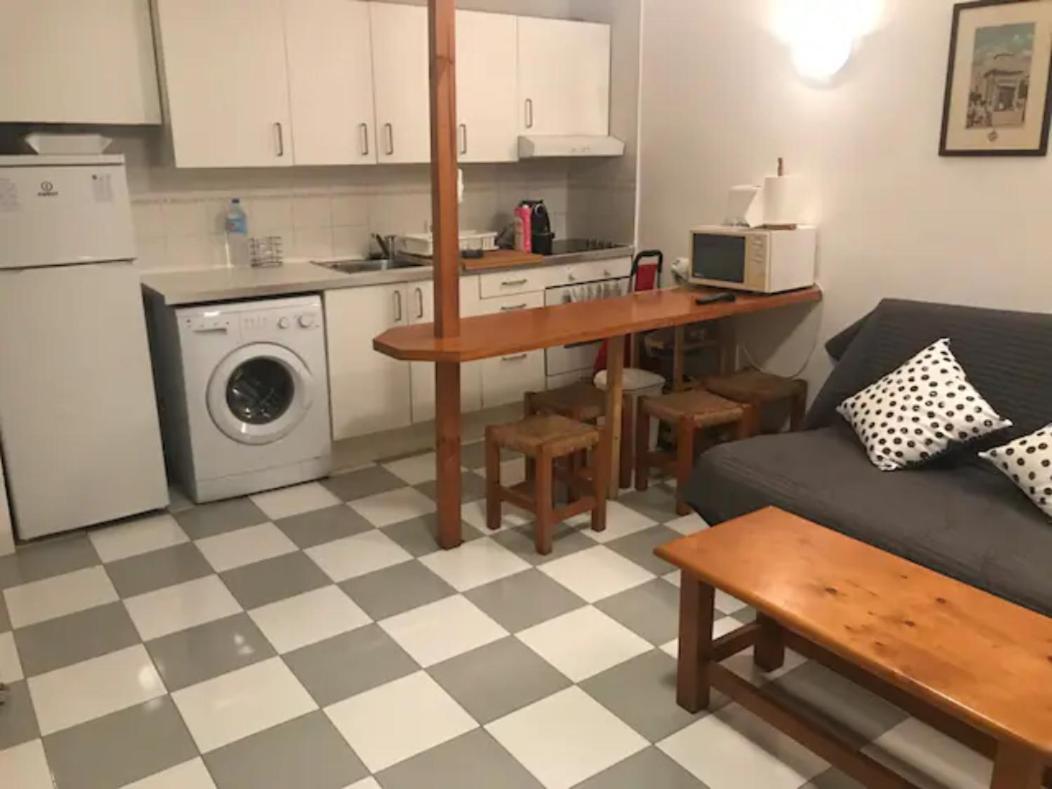 Apartamento Centrico Y Con Piscina A 5 Min. Playa Salou Luaran gambar